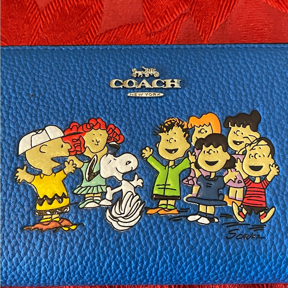 Coach Zip Around Wallet With Snoopy And Friends - Picture 2 of 5